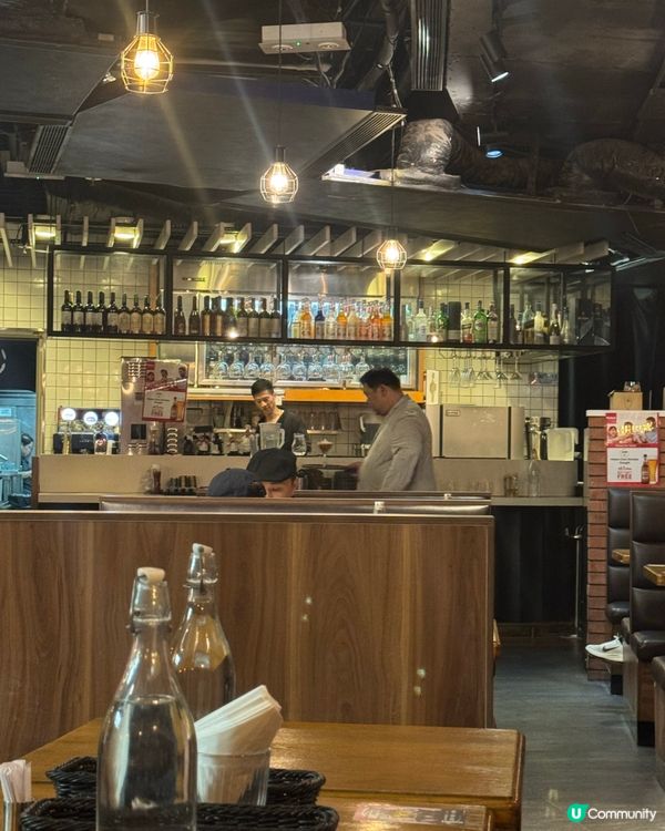 放假拍拖食龍蝦🦞荃灣海之戀😋