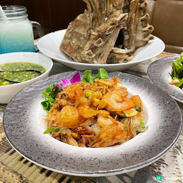 銅鑼灣•滋味泰菜 必食火山骨三色咖喱