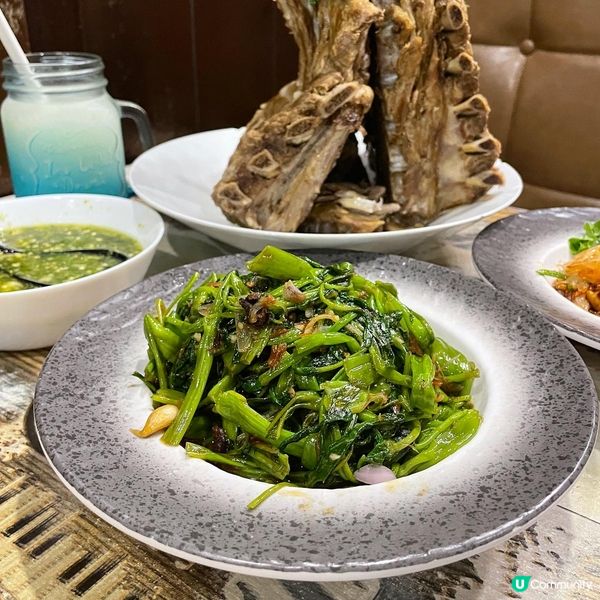 銅鑼灣•滋味泰菜 必食火山骨三色咖喱