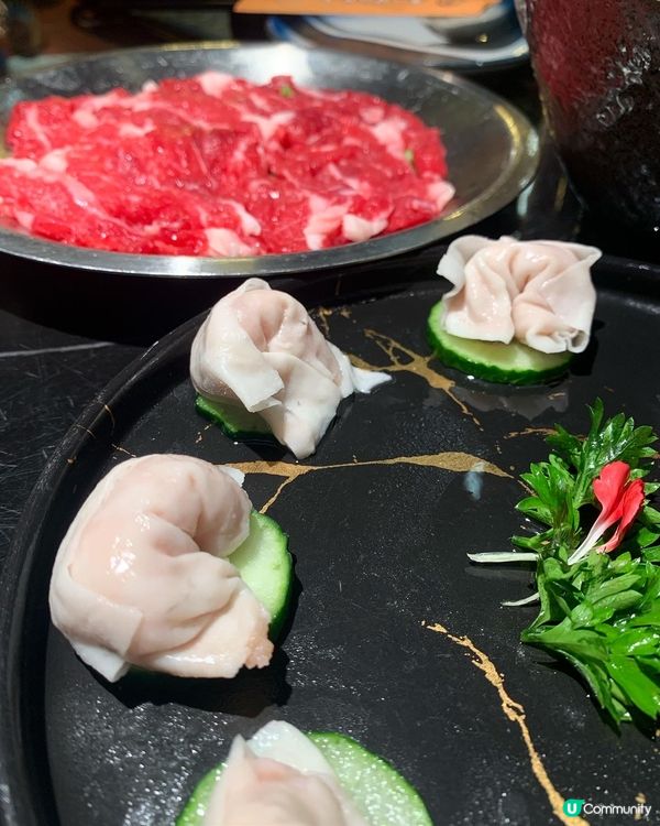 【上深圳必吃．霸氣竹笙王豬肚雞+鰻魚臘味煲仔飯】