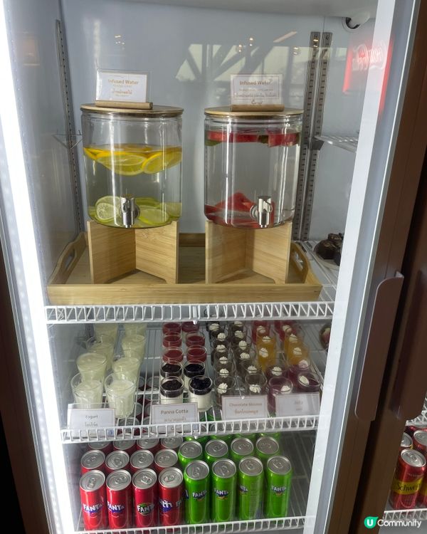 曼谷機場coral lounge