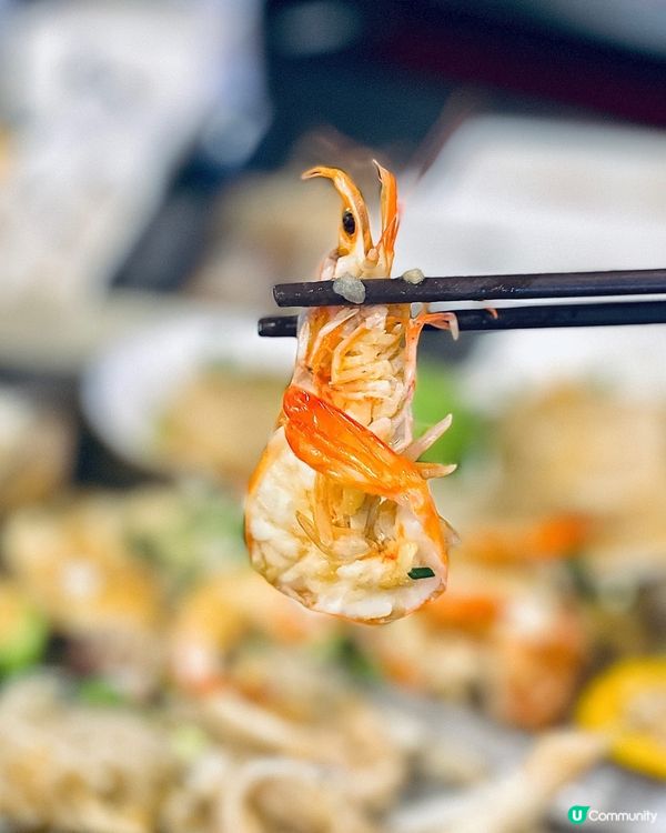 超勁抵‼️任食雞煲、邊爐、牛頸脊同海鮮拼盤都只係二百零蚊位‼️