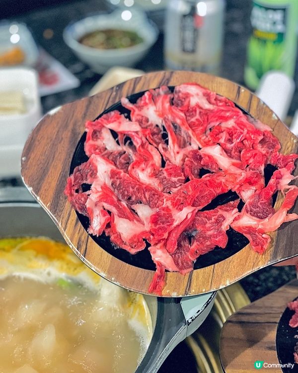 超勁抵‼️任食雞煲、邊爐、牛頸脊同海鮮拼盤都只係二百零蚊位‼️