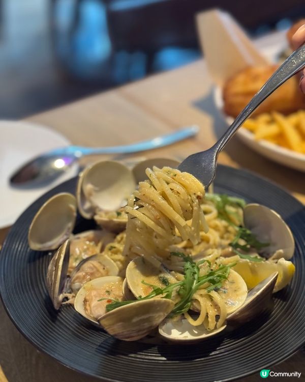 音樂酒吧新蒲點！🎶🥩