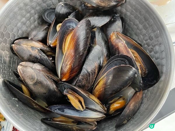 係759 買左個細pizza ，再係pandamart 買左...