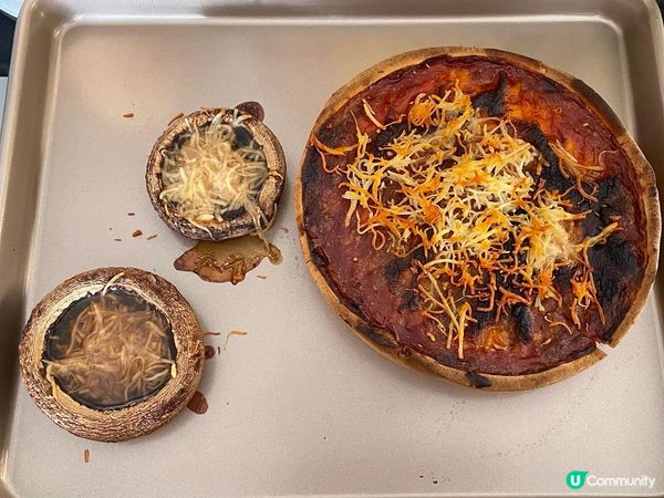 係759 買左個細pizza ，再係pandamart 買左...