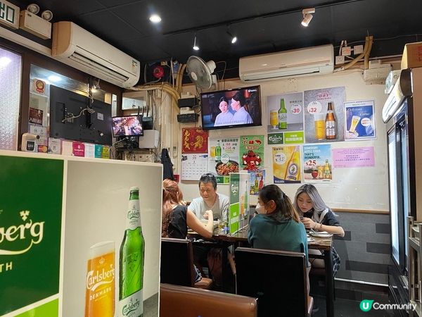 今日約咗個friend落荃灣, 當然要試下荃灣大河道嘅川味雞...