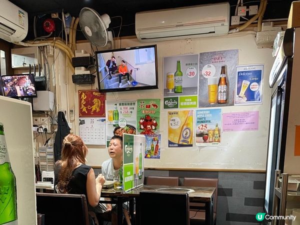 今日約咗個friend落荃灣, 當然要試下荃灣大河道嘅川味雞...