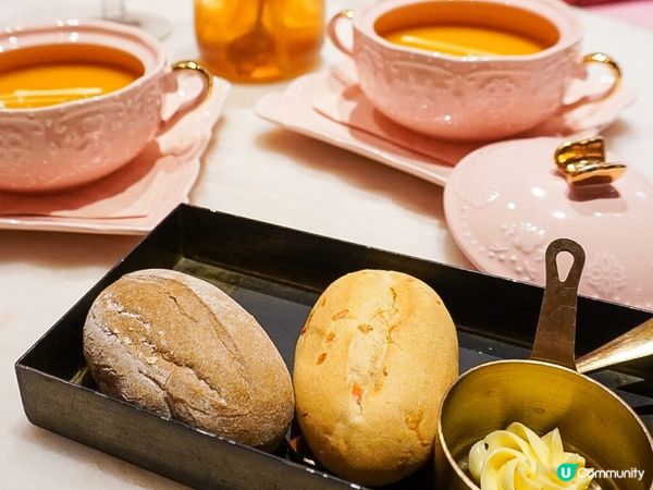 K11 Musea 粉紅花系打卡西餐廳