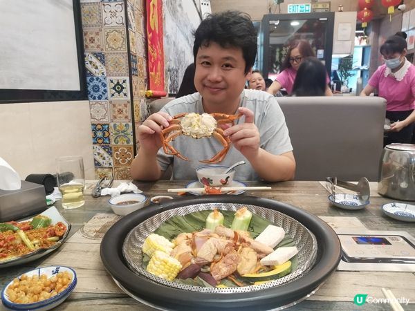 衣家連蒸氣火鍋都有廚師發辦啦！😂