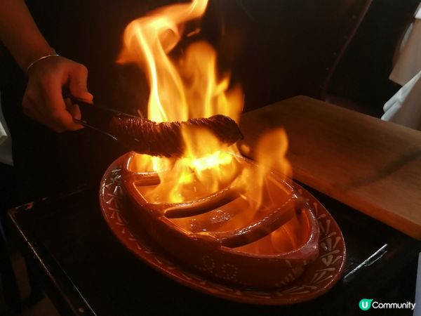 在這個充滿葡國風情的街道上，總讓我想來一餐正宗美味的葡萄菜