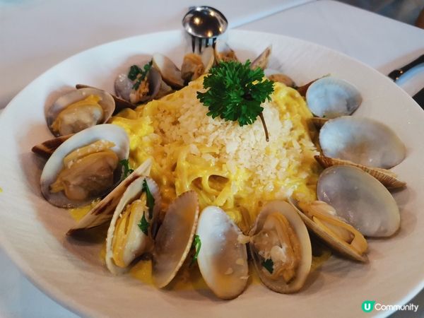 在這個充滿葡國風情的街道上，總讓我想來一餐正宗美味的葡萄菜