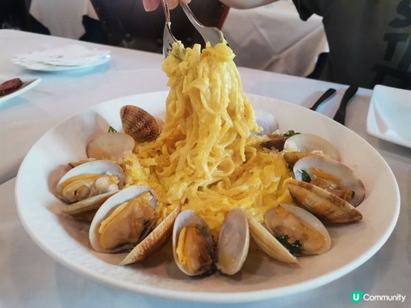 在這個充滿葡國風情的街道上，總讓我想來一餐正宗美味的葡萄菜