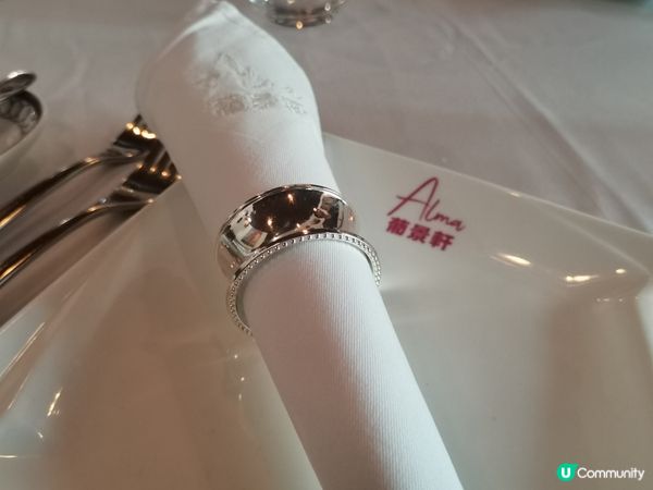 在這個充滿葡國風情的街道上，總讓我想來一餐正宗美味的葡萄菜