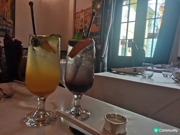 在這個充滿葡國風情的街道上，總讓我想來一餐正宗美味的葡萄菜