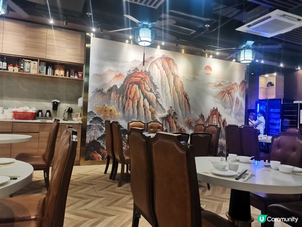 吸滿滷汁的「滷水豆腐」濃鬱香甜，白飯都吃上兩碗😊
