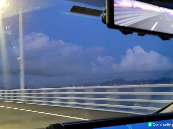 2025年9月港珠澳大橋的首個清晨