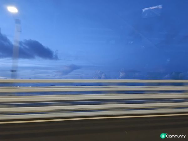 2025年9月港珠澳大橋的首個清晨