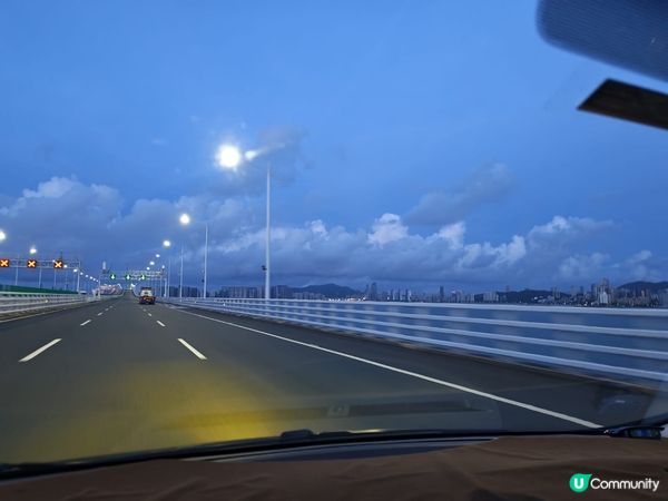 2025年9月港珠澳大橋的首個清晨