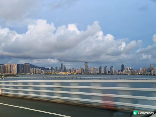 2025年9月港珠澳大橋的首個清晨