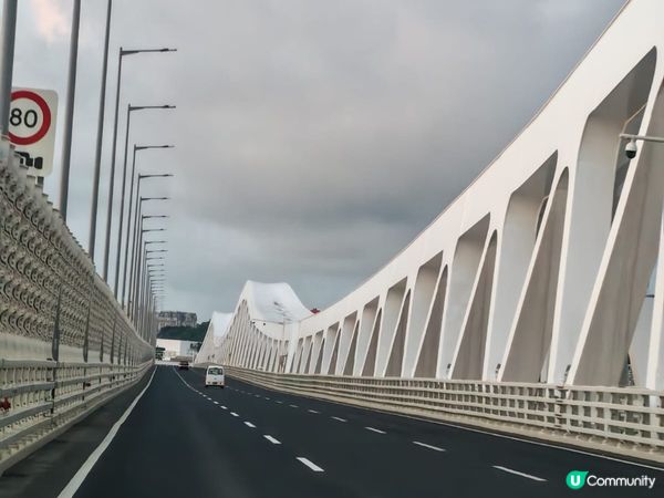 2025年9月港珠澳大橋的首個清晨