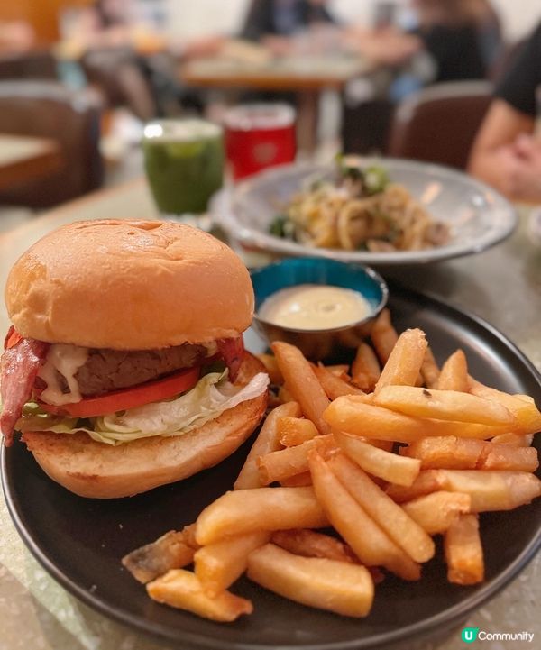 📍尖沙咀｜咖啡 甜點 🍎 𝑪𝒉𝒊𝒍𝒍 嘆午後時光 ☕️