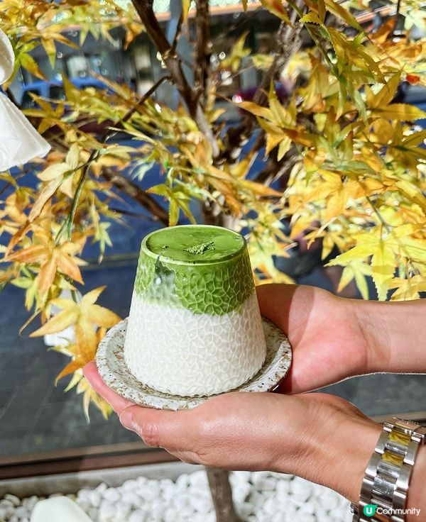 一早被餐廳的班戟吸引‼️💖 店內的擺設充滿日式風情‼️🎏 餐...