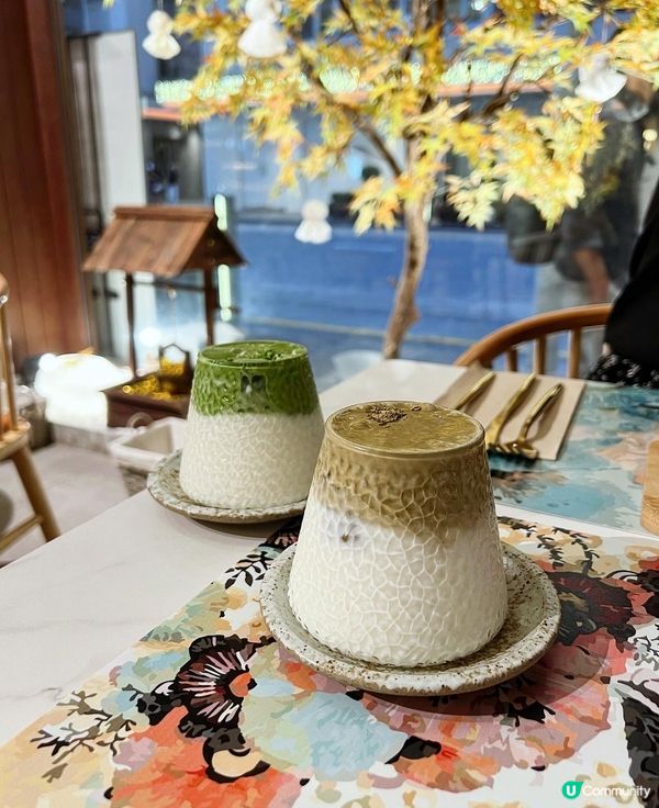 一早被餐廳的班戟吸引‼️💖 店內的擺設充滿日式風情‼️🎏 餐...