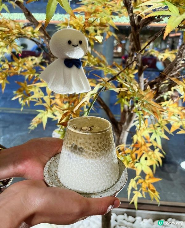 一早被餐廳的班戟吸引‼️💖 店內的擺設充滿日式風情‼️🎏 餐...