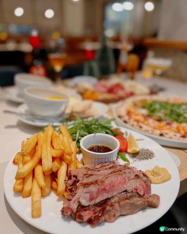 咁啱喺屋企附近成日都行過  就嚟聖誕節同男朋友提早食聖誕大餐...