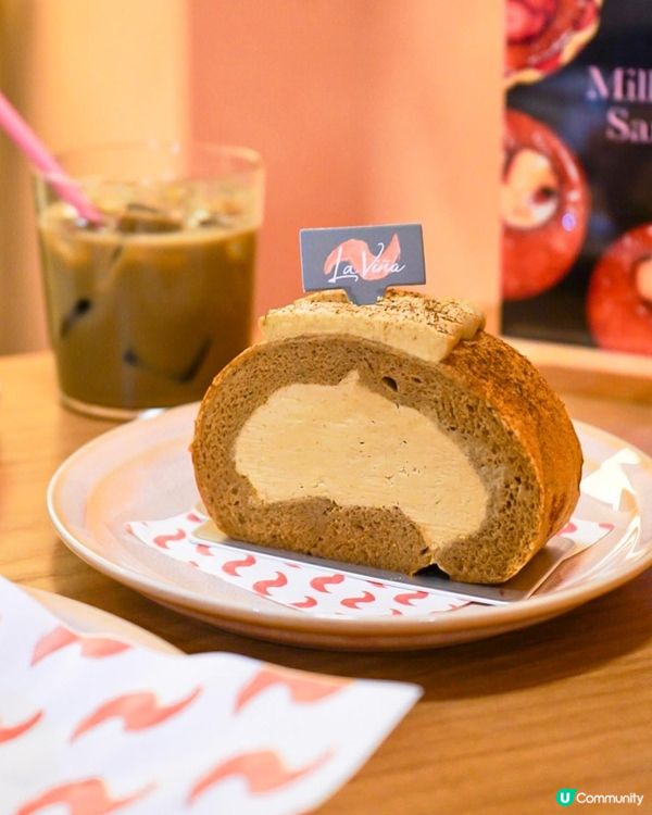 珊瑚粉打卡甜品cafe🪸一嚐紅爆日本之千層酥😍