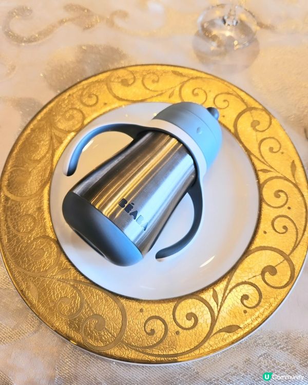 用保溫壺隨時都可飲暖水🥤