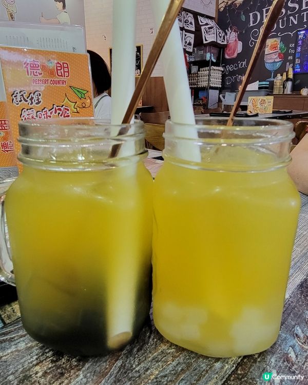 行完AIRSIDE順便去附近既晴朗商場行下，發現有間甜品店便...