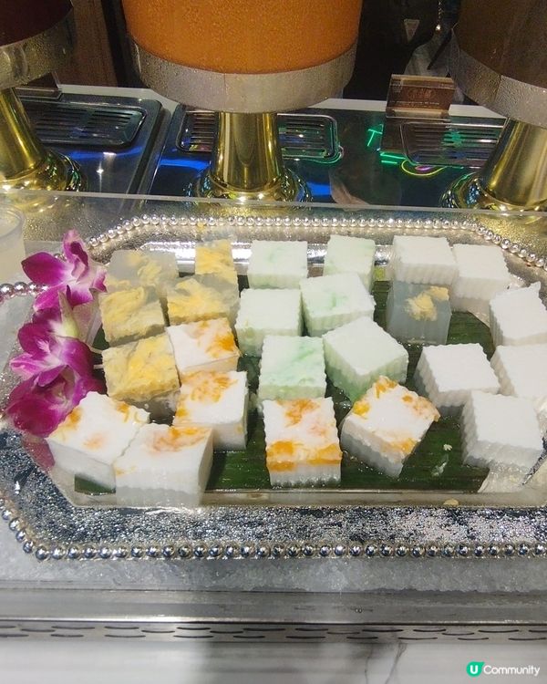 今日去咗觀塘亞太中心到食泰金鍋泰國自助餐，仲有一人邊爐鍋