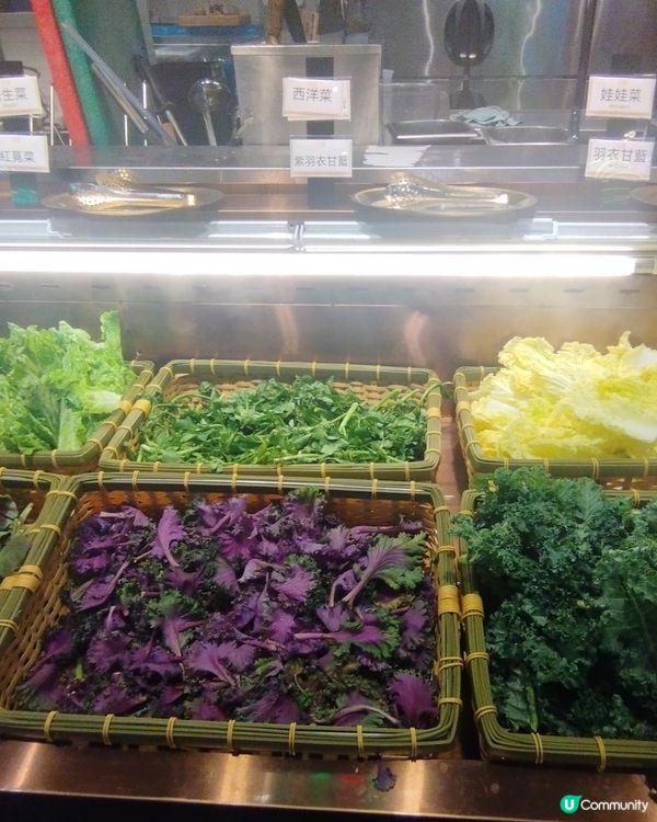 今日去咗觀塘亞太中心到食泰金鍋泰國自助餐，仲有一人邊爐鍋