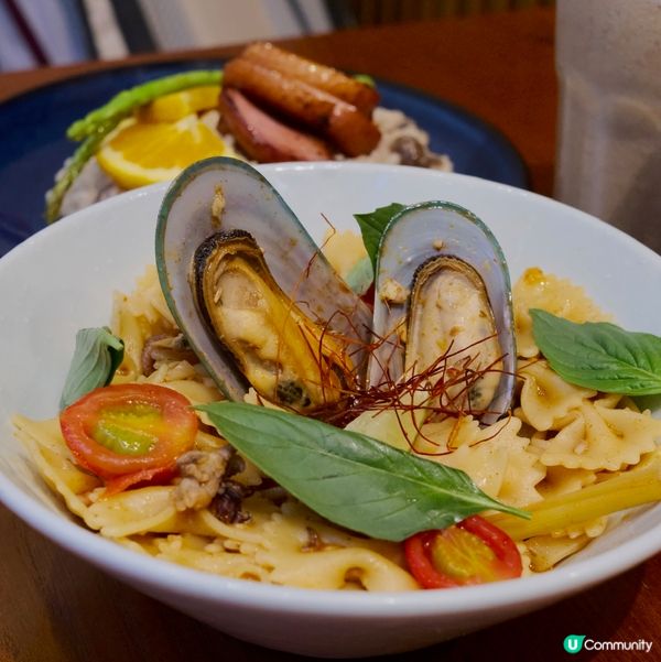 回春位於長沙灣同荔枝角交界,行去兩邊地鐵站都好方便👍🏻 呢間...