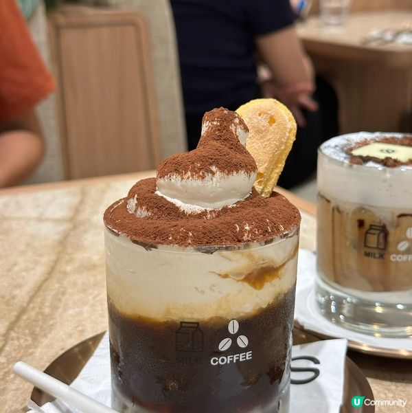 PHI經常推出期間限定嘅梳乎厘pancake,今個夏天以蜜瓜...