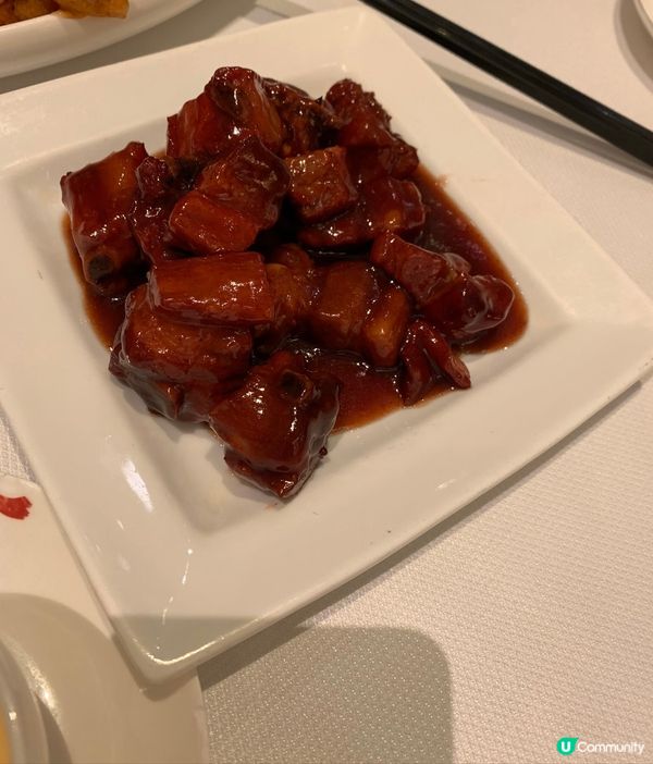 糖醋排骨，比起平時食咕嚕肉酸啲，但都好好食🤤🤤🤤