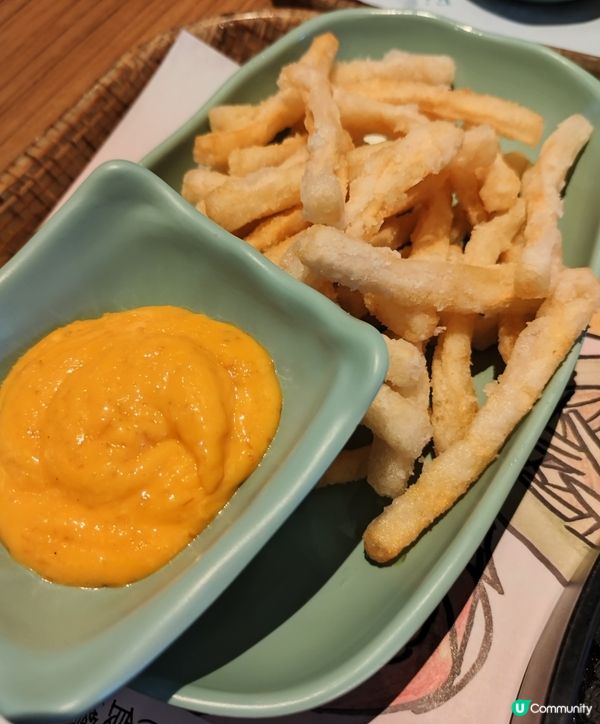 食魚麵首選到銅鑼灣魚事者，除了招牌魚麵，其他配菜都是用心製作...