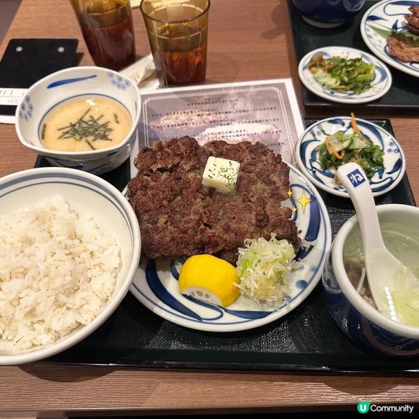日本近期話題牛舌漢堡扒