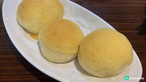 某星期日早上約十時到達觀塘的豪隍點心工房，等了約三十分鐘才能...