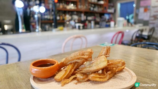 假日該讓自己放鬆一下，舒舒服服的睡到自然醒，然後來到位於尖沙...