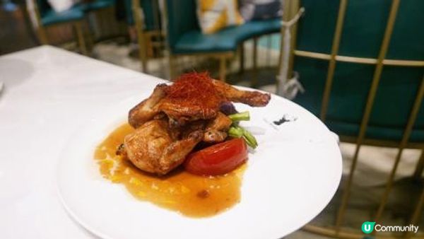 位置方便的荃新天地適合睇戲食飯行街一條龍，這晚shoppin...