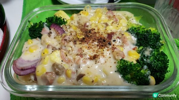 星期五在家煮白汁磨菇煙肉粟米焗意粉比家人食😋😋意粉出水先冷凍...