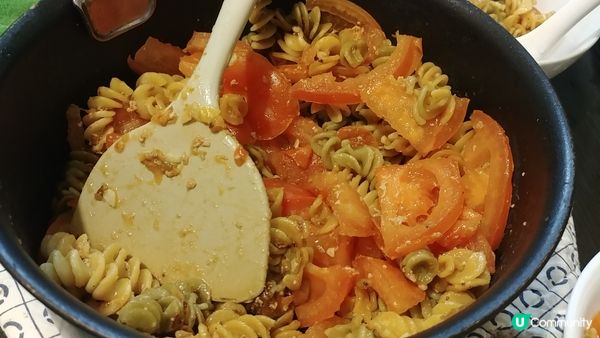 番茄炒三色螺絲粉