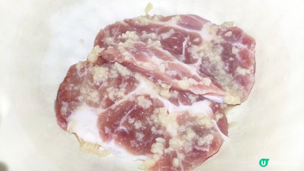 慢焗鹽麴豬扒 Slow baking pork chop i...