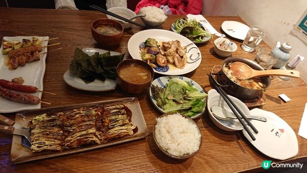 一杯鐵板燒居酒屋的關西豚平燒用蛋包豬肉煎，似蛋餅，明太子雞排...