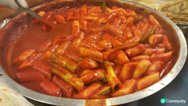 韓國辣炒年糕，唔好見到個樣以為好恐怖，食落去係又香又辣又甜，...