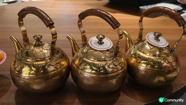 仍然回味著剛才的佳餚美食，餐廳環境理想坐得舒適，氣氛好熱鬧，...