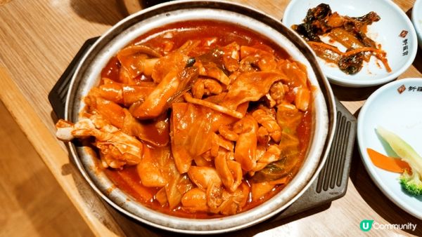 位於尖沙咀美麗華廣埸嘅《新羅寶》